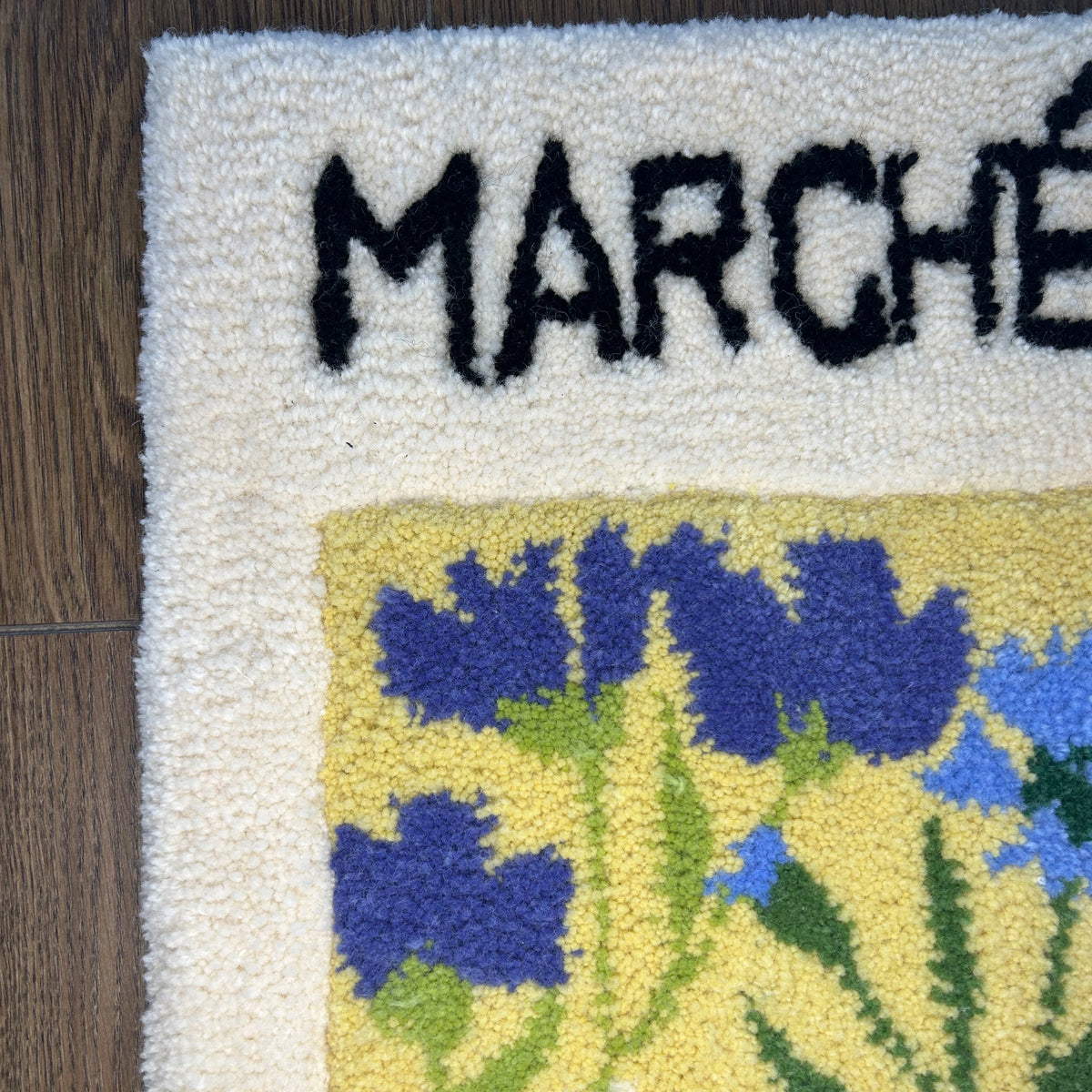 Tapis artisanal "marché aux fleurs"